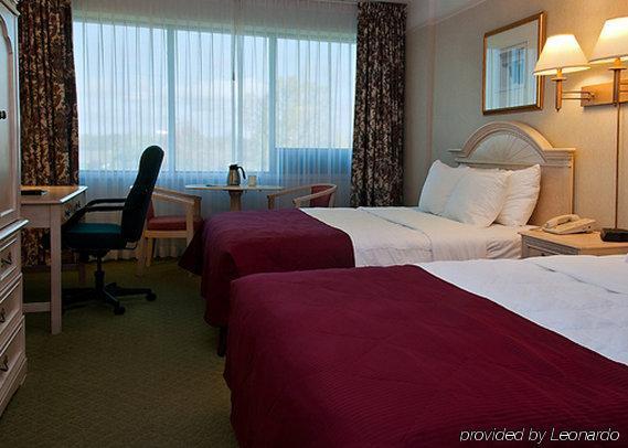 Clarion Hotel & Conference Centre Форт Ери Стая снимка