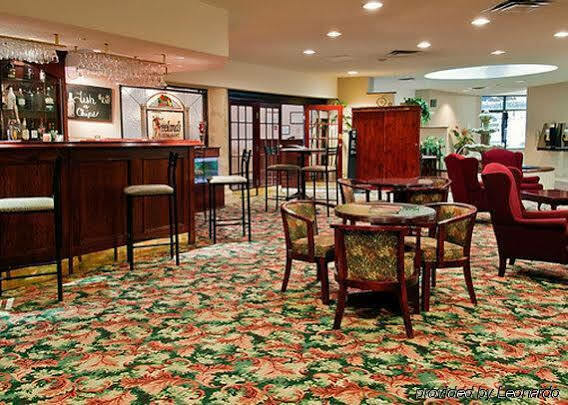 Clarion Hotel & Conference Centre Форт Ери Екстериор снимка